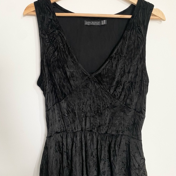 Zara Velvet Style V-Neck Sleeveless Top Size M Black - Picture 7 of 9